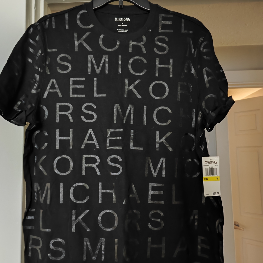 MICHAEL Michael Kors Black Graphic Tee